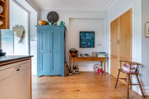 Photo 21- click for photo gallery